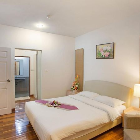 C-House & Residence Hotel Amata City Pluak Daeng Esterno foto